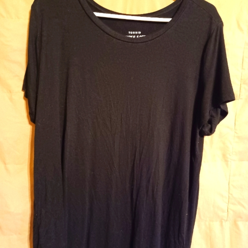 Torrid supersoft long  black tshirt
